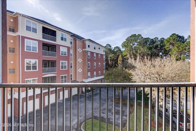 4480 DEERWOOD LAKE Parkway 432, Jacksonville, FL 32216