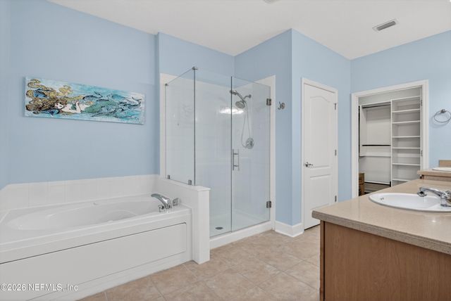 4480 DEERWOOD LAKE Parkway 432, Jacksonville, FL 32216