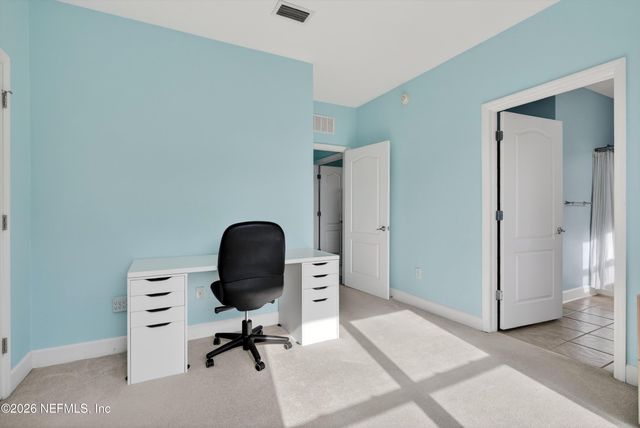 4480 DEERWOOD LAKE Parkway 432, Jacksonville, FL 32216