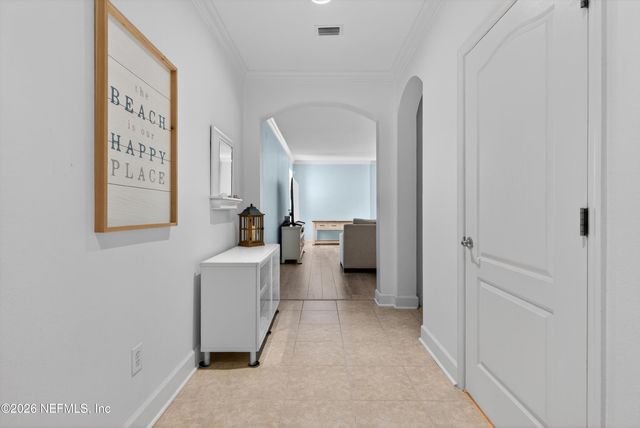 4480 DEERWOOD LAKE Parkway 432, Jacksonville, FL 32216