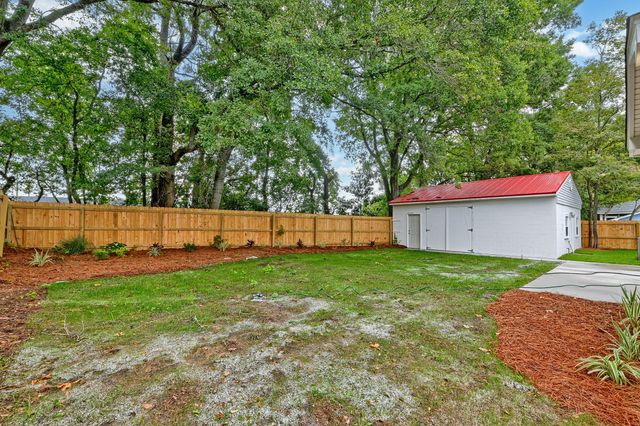 2660 Orchid Avenue, North Charleston, SC 29405