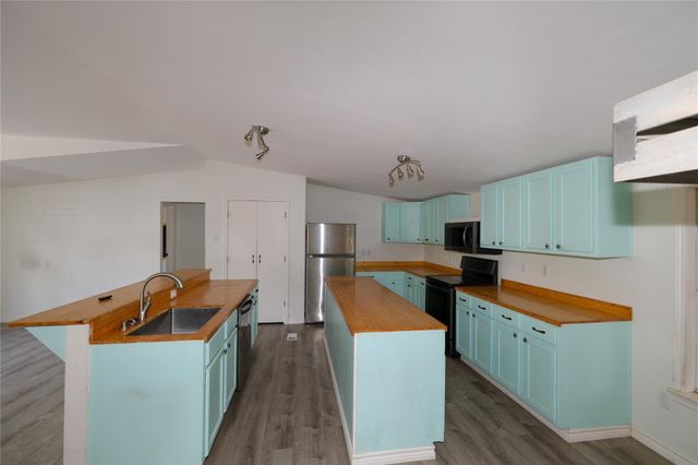 170 W Creek, Trinity, TX 75862