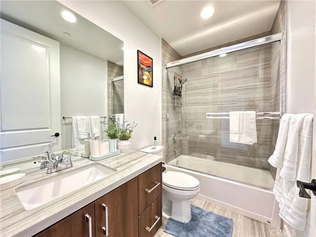 342 Myrtle 201, Glendale, CA 91203
