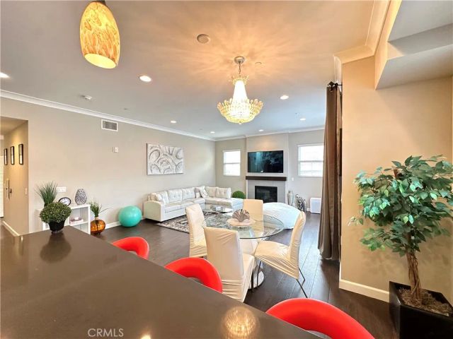 342 Myrtle 201, Glendale, CA 91203