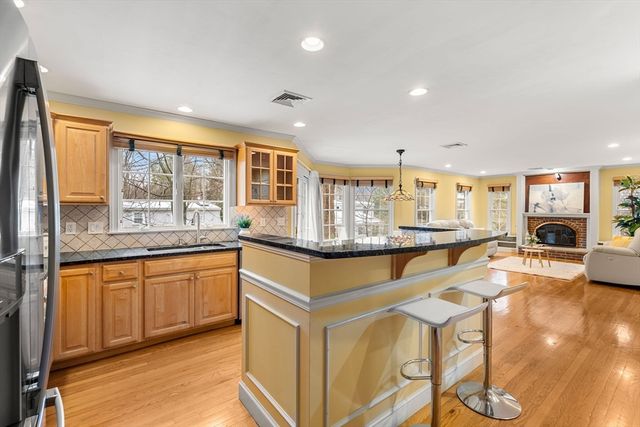 25 Liberty Ave, Lexington, MA 02420