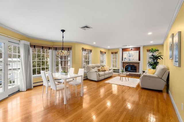 25 Liberty Ave, Lexington, MA 02420