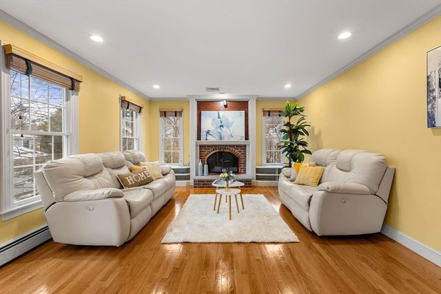 25 Liberty Ave, Lexington, MA 02420