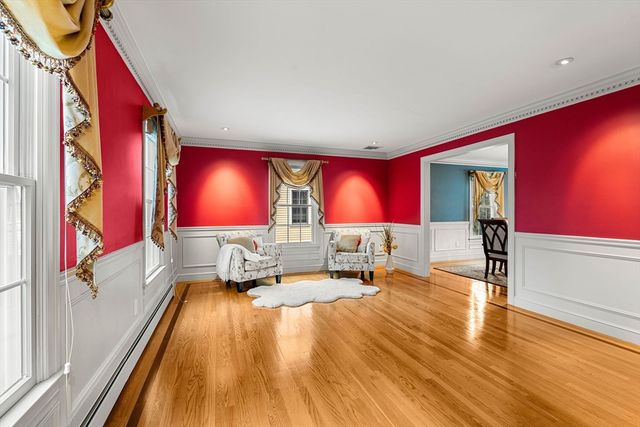 25 Liberty Ave, Lexington, MA 02420