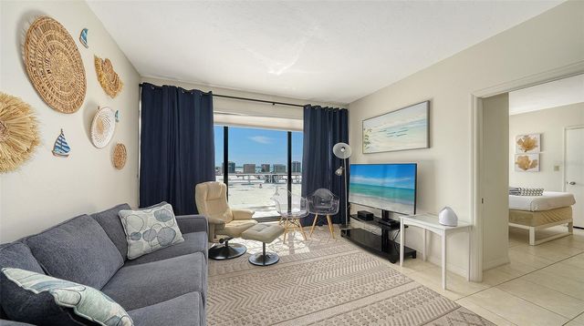 625 BEACH ROAD 301, Sarasota, FL 34242