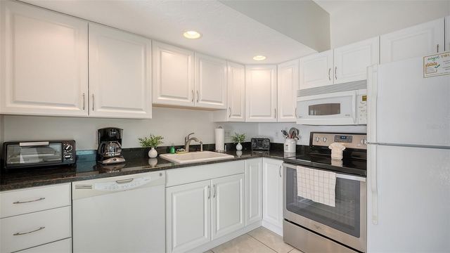 625 BEACH ROAD 301, Sarasota, FL 34242