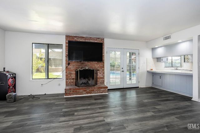 2705 Puder Street, Bakersfield, CA 93306