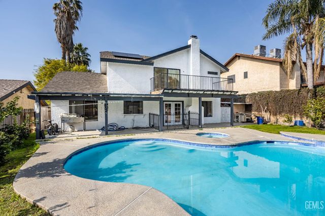 2705 Puder Street, Bakersfield, CA 93306