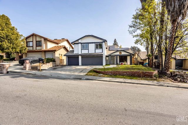 2705 Puder Street, Bakersfield, CA 93306