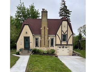 798 Pascal Street N, Saint Paul, MN 55104