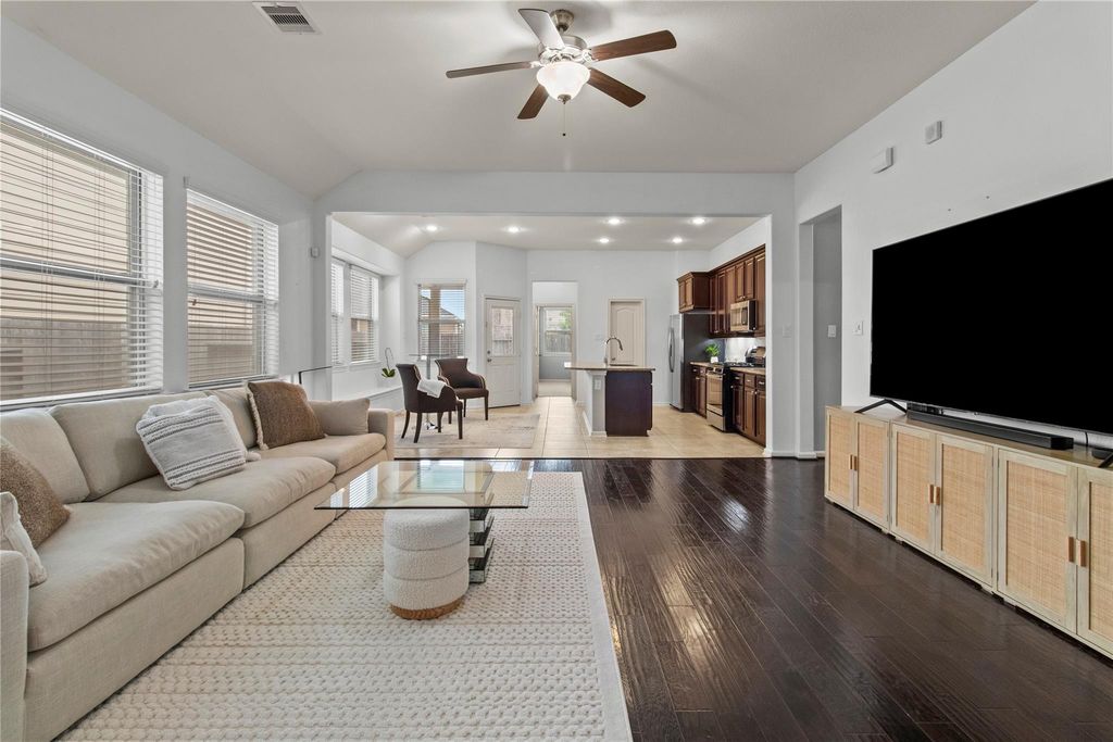 1611 Summer City Drive, Houston, TX 77047