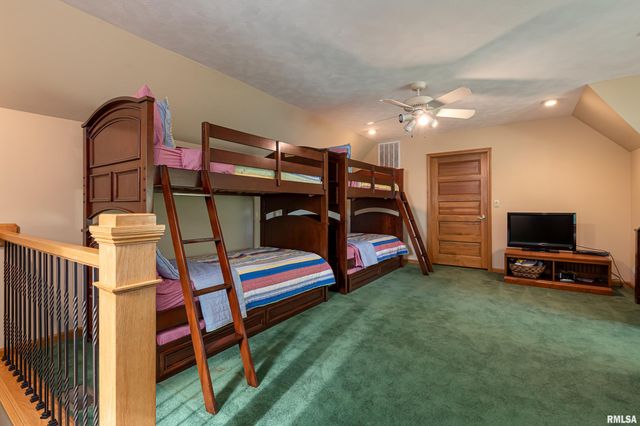 1165 Lake Shore Drive North Drive, Goreville, IL 62995