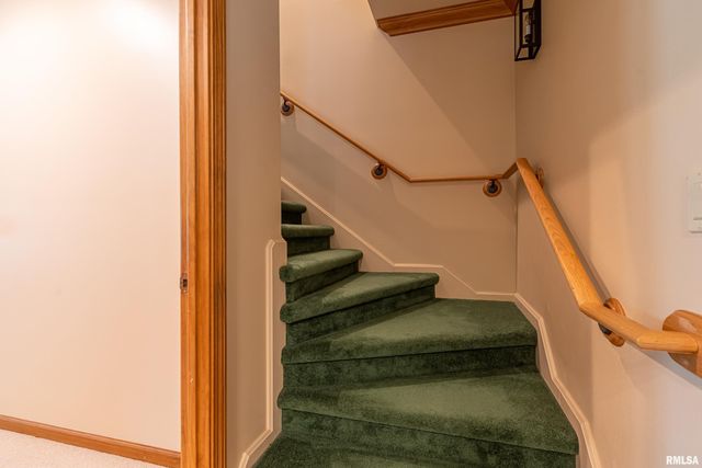 1165 Lake Shore Drive North Drive, Goreville, IL 62995