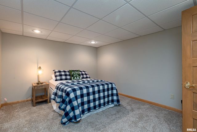 1165 Lake Shore Drive North Drive, Goreville, IL 62995