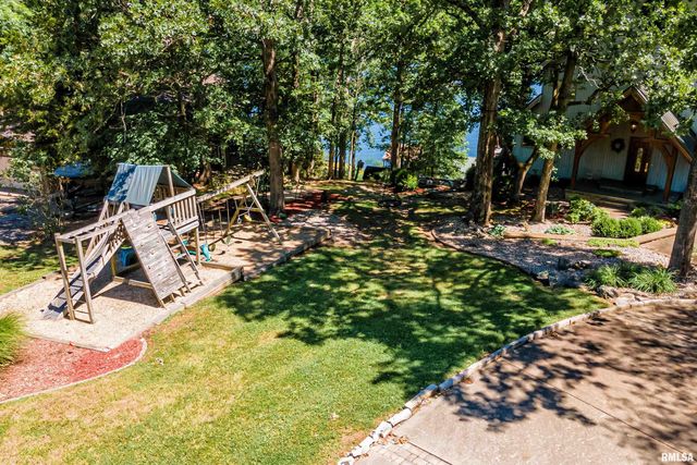 1165 Lake Shore Drive North Drive, Goreville, IL 62995