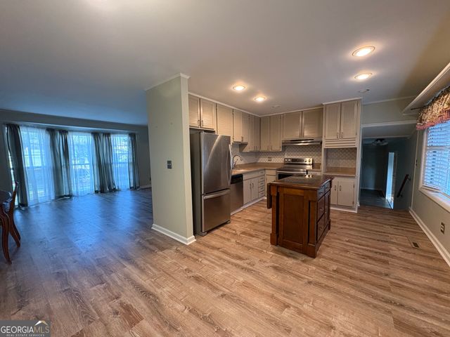 1410 E 24th Avenue, Cordele, GA 31015