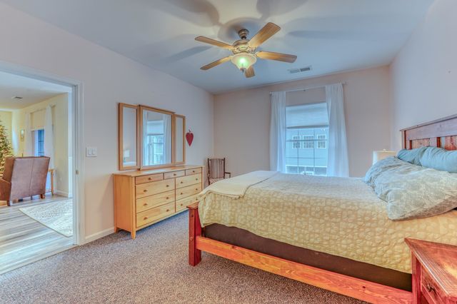 9 Blueberry Hill Rd Unit 8, Plymouth, NH 03264