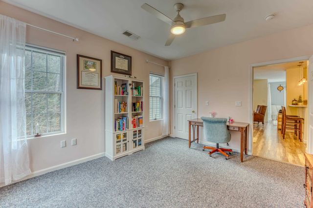 9 Blueberry Hill Rd Unit 8, Plymouth, NH 03264