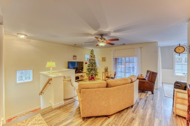 9 Blueberry Hill Rd Unit 8, Plymouth, NH 03264