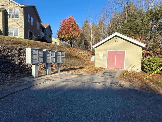 9 Blueberry Hill Rd Unit 8, Plymouth, NH 03264