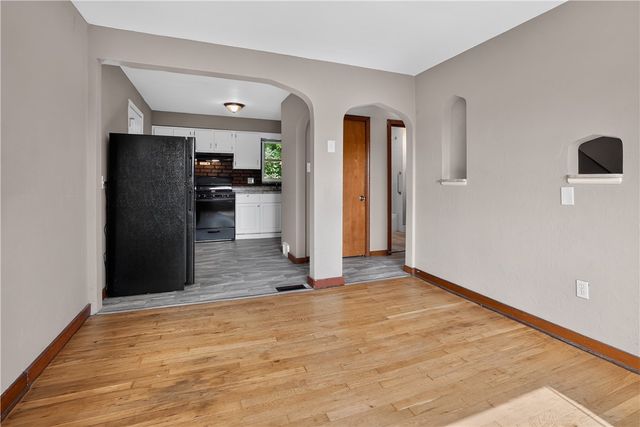 1104 Porter St, Mckeesport, PA 15132