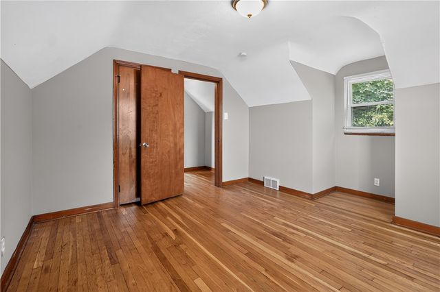 1104 Porter St, Mckeesport, PA 15132