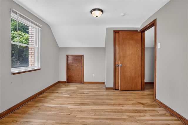 1104 Porter St, Mckeesport, PA 15132