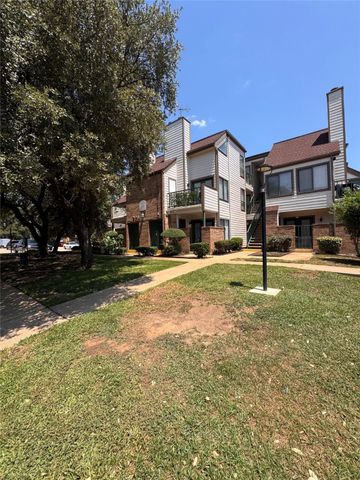 2305 Basil Drive D108, Arlington, TX 76006