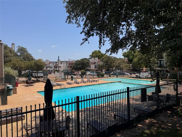 2305 Basil Drive D108, Arlington, TX 76006