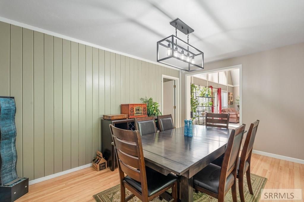 Image 10 of property listing at 493 N 4154 E, Rigby, ID 83442