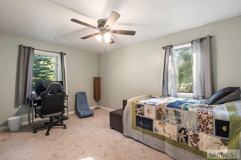 Image 12 of property listing at 493 N 4154 E, Rigby, ID 83442