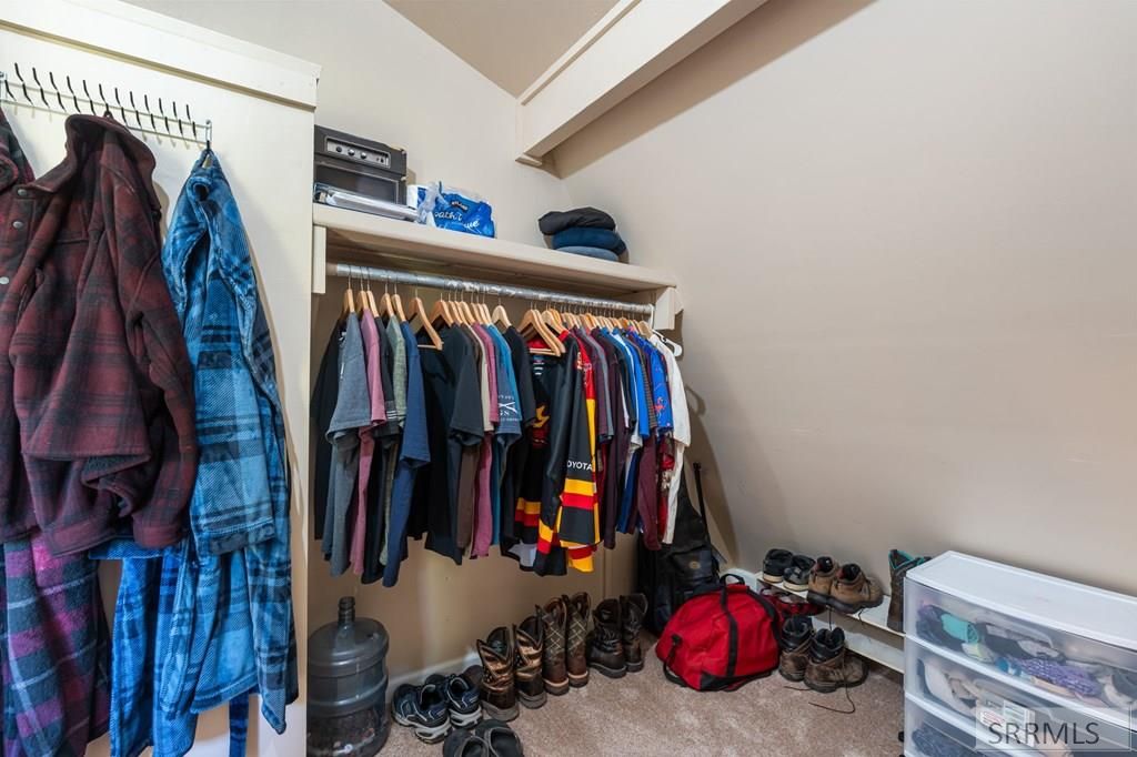 Image 32 of property listing at 493 N 4154 E, Rigby, ID 83442