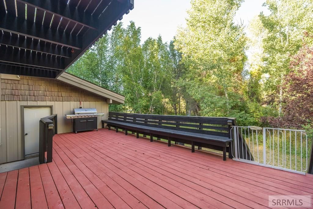 Image 49 of property listing at 493 N 4154 E, Rigby, ID 83442