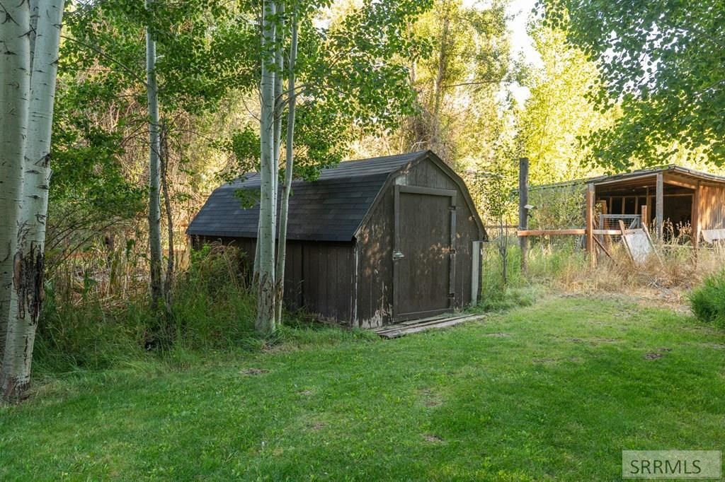 Image 53 of property listing at 493 N 4154 E, Rigby, ID 83442