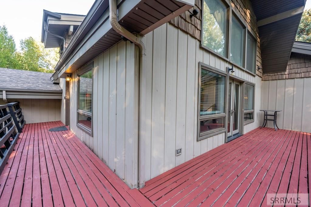 Image 56 of property listing at 493 N 4154 E, Rigby, ID 83442