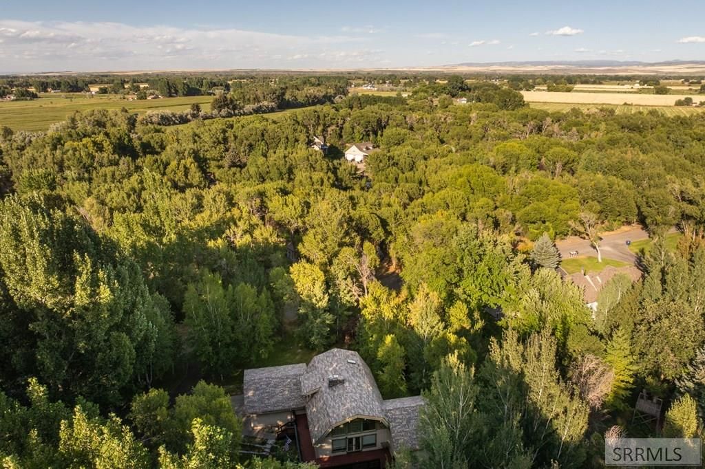 Image 64 of property listing at 493 N 4154 E, Rigby, ID 83442