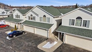622 Shepherds DRIVE #4, West Bend, WI 53090