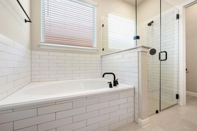 9808 Serene Bliss LN, Buda, TX 78610