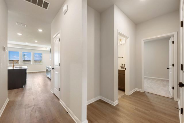 9808 Serene Bliss LN, Buda, TX 78610