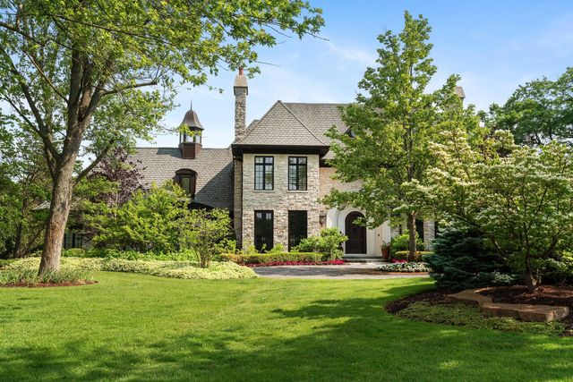 15W120 60th Street, Burr Ridge, IL 60527