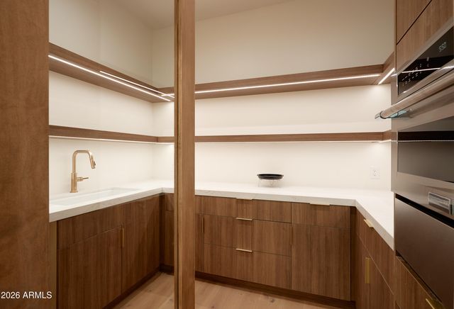 2901 E PIERSON Street, Phoenix, AZ 85016