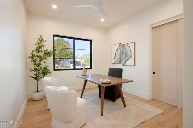 2901 E PIERSON Street, Phoenix, AZ 85016