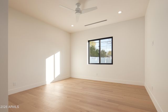 2901 E PIERSON Street, Phoenix, AZ 85016