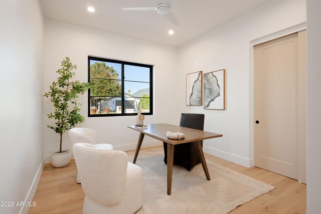 2901 E PIERSON Street, Phoenix, AZ 85016