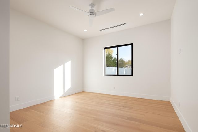 2901 E PIERSON Street, Phoenix, AZ 85016