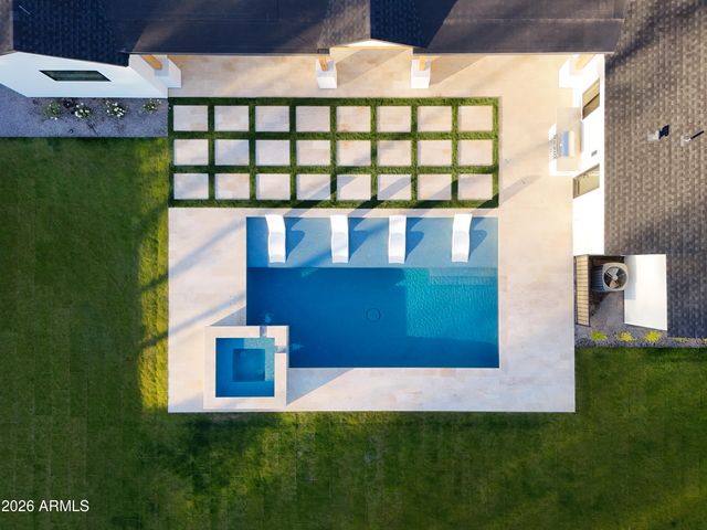 2901 E PIERSON Street, Phoenix, AZ 85016